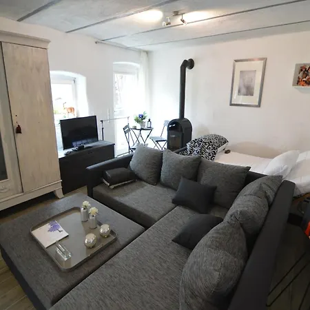 Romantic Eifel Hideaway, Cleaning Included Daire