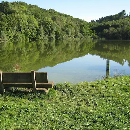 Romantic Eifel Hideaway, Cleaning Included *
