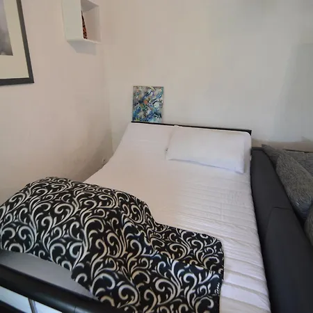 Romantic Eifel Hideaway, Cleaning Included Daire